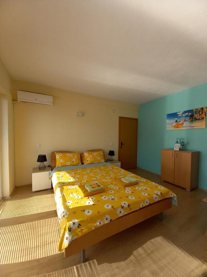 Ps Apartments - Peshtani Peštani Eksteriør billede