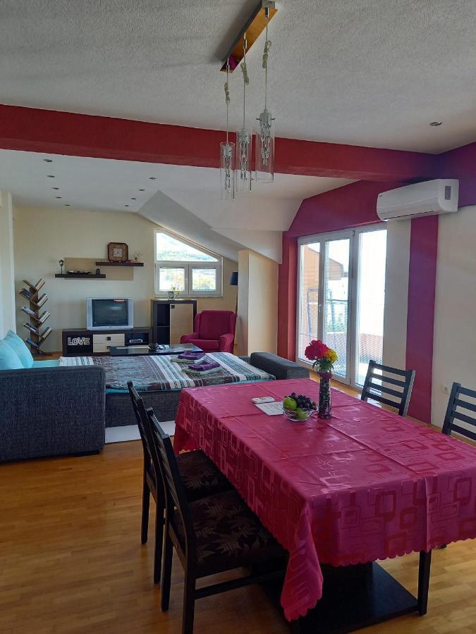 Ps Apartments - Peshtani Peštani Eksteriør billede