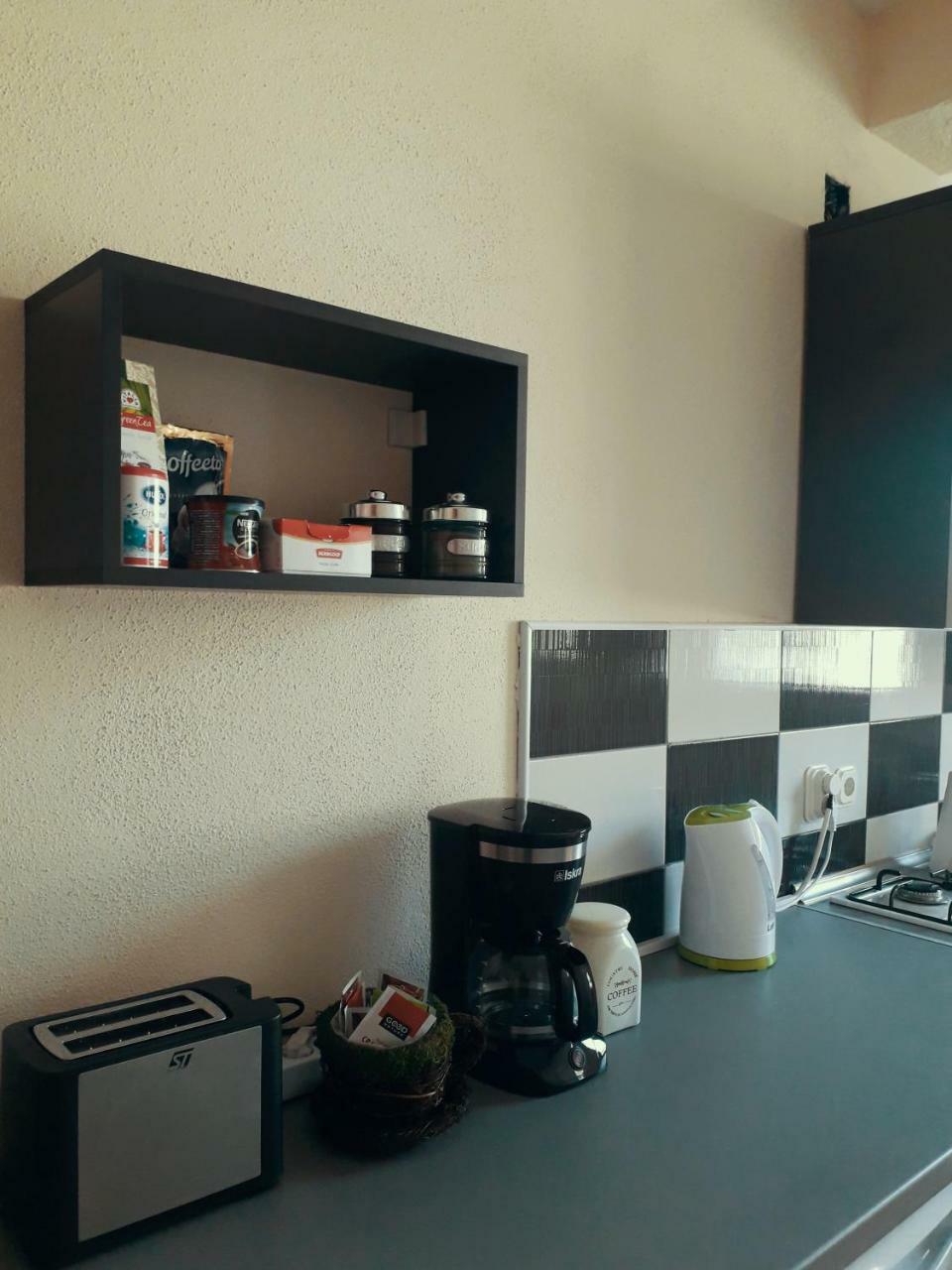 Ps Apartments - Peshtani Peštani Eksteriør billede